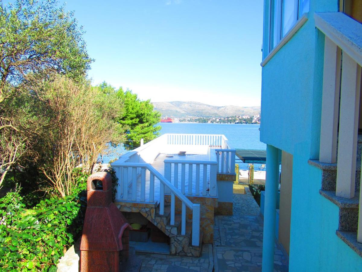 Marcel Apartment Mit Meerblick Trogir Eksteriør billede