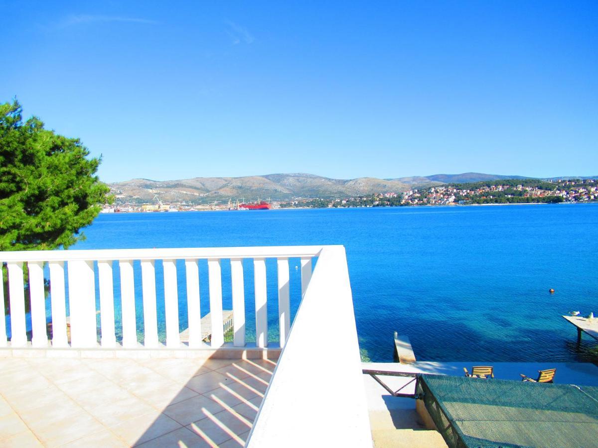 Marcel Apartment Mit Meerblick Trogir Eksteriør billede