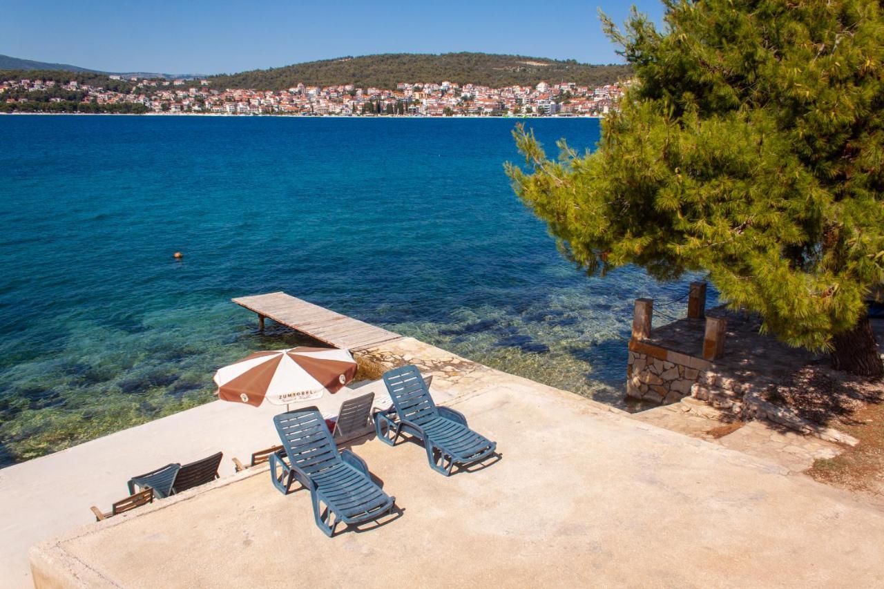 Marcel Apartment Mit Meerblick Trogir Eksteriør billede
