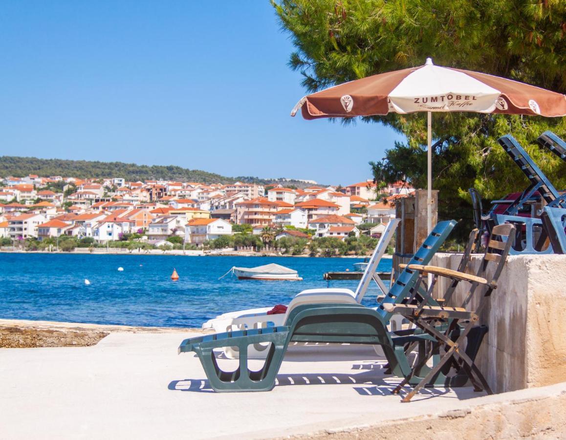 Marcel Apartment Mit Meerblick Trogir Eksteriør billede