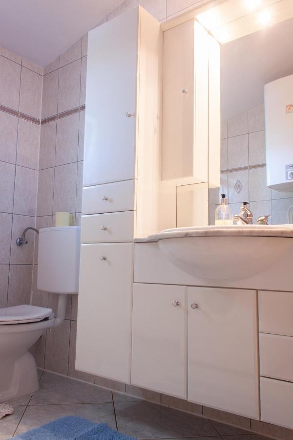 Marcel Apartment Mit Meerblick Trogir Eksteriør billede